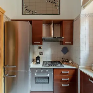 Iflat Elegant And Luxury Near Pantheon Apartment