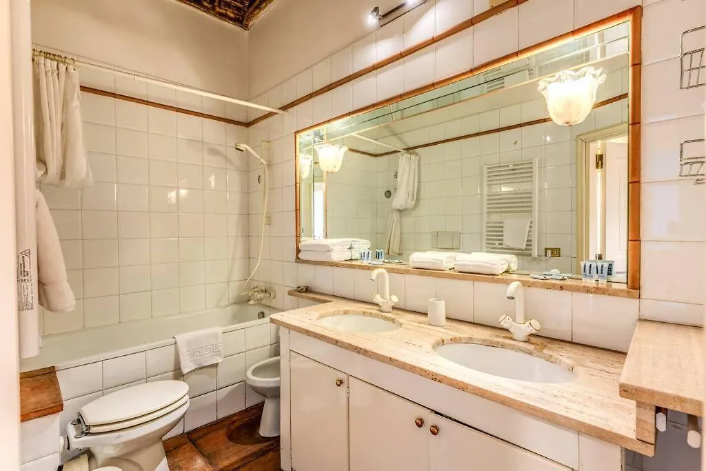 Flat With Lovely Views Near Piazza Navona Rome 0*,