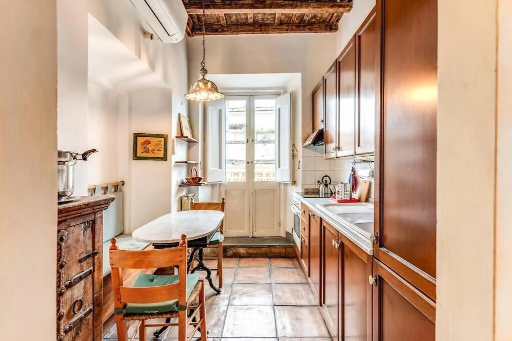 Apartment Flat With Lovely Views Near Piazza Navona Rome Italy