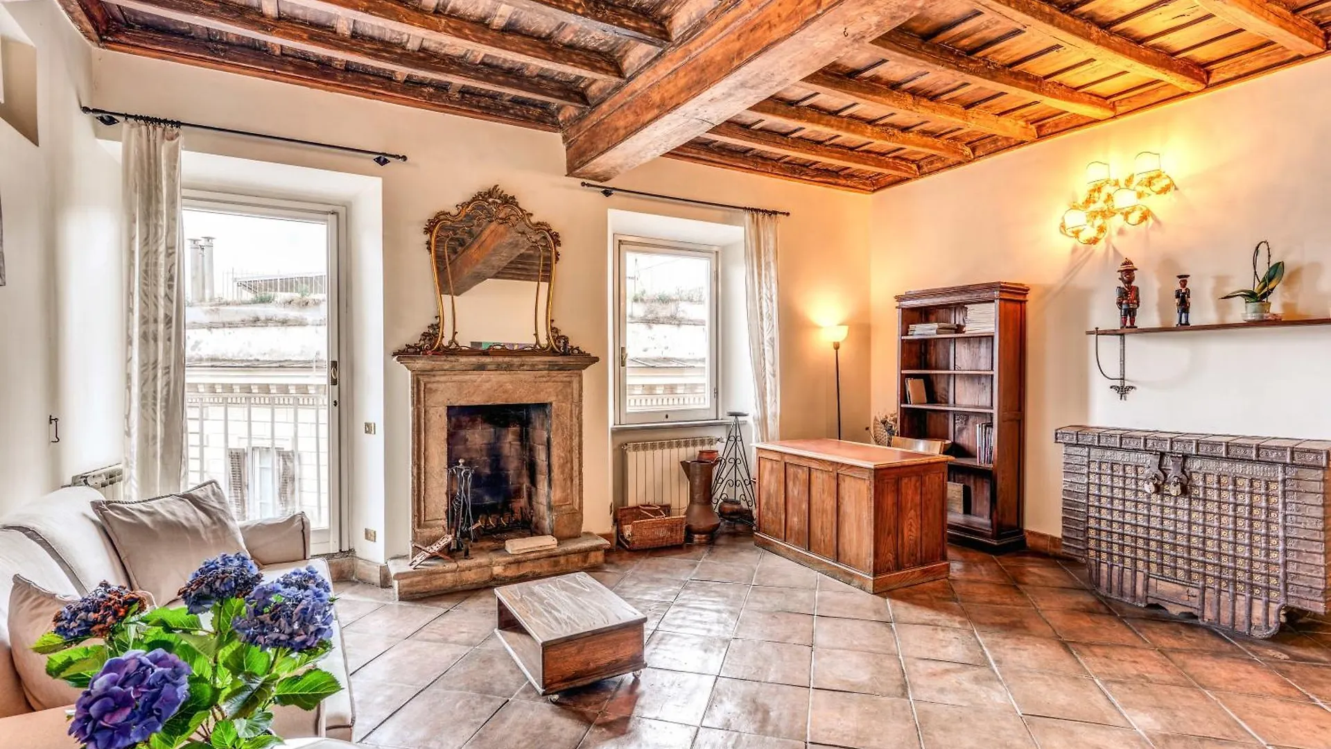 Flat With Lovely Views Near Piazza Navona Rome Italy