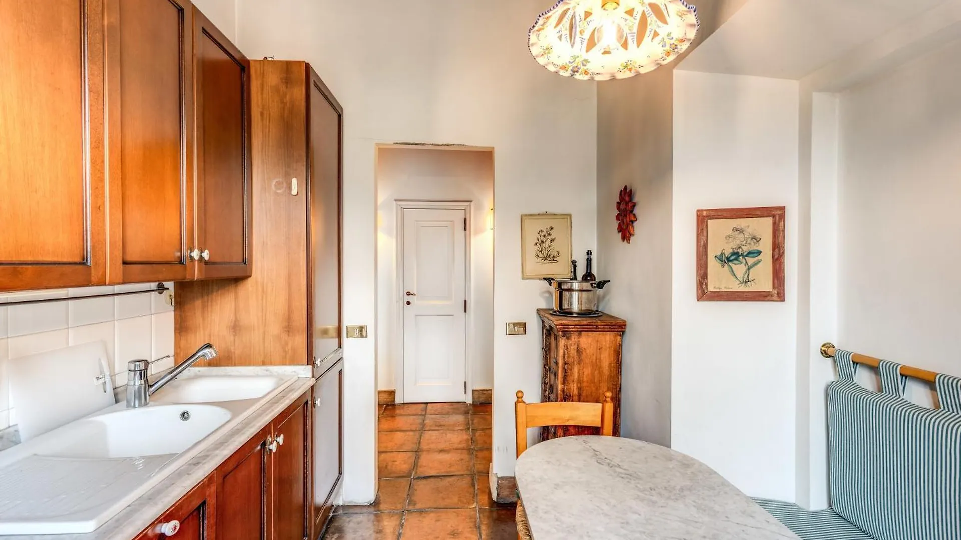 Flat With Lovely Views Near Piazza Navona Rome Apartment