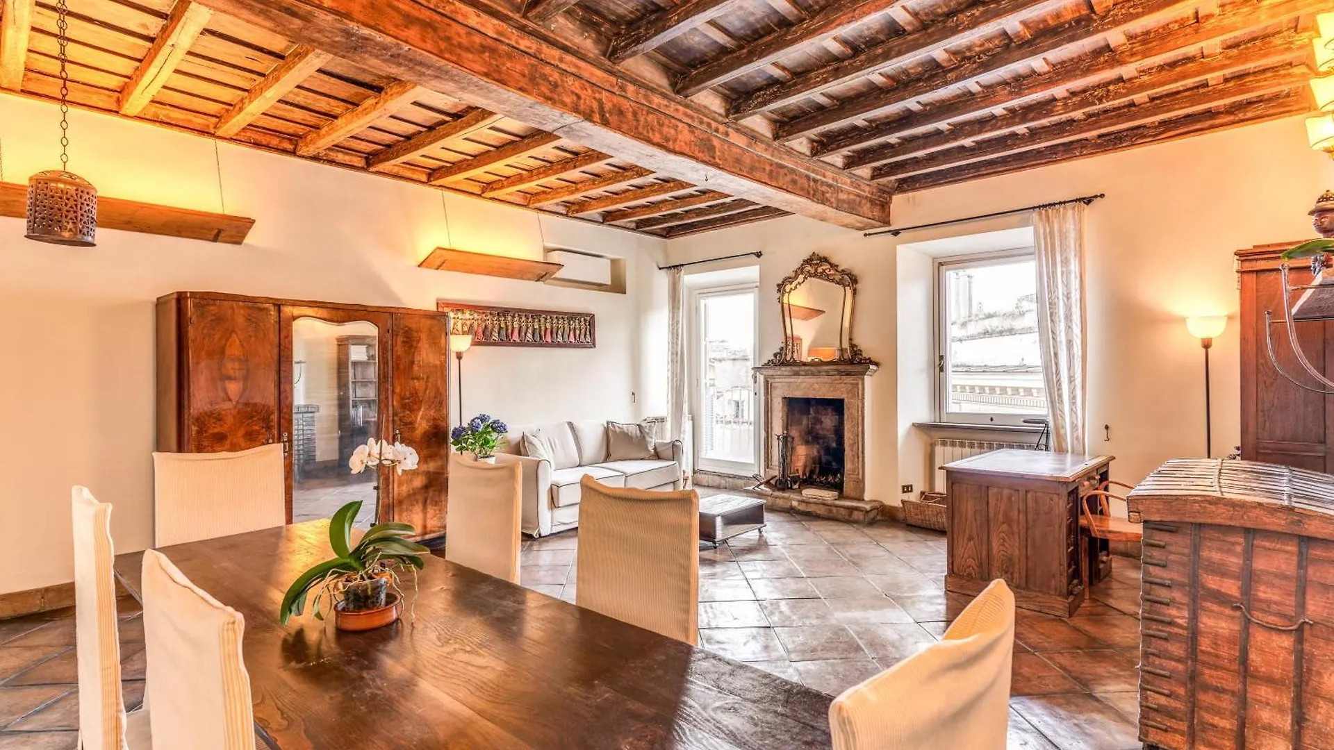 Apartment Flat With Lovely Views Near Piazza Navona Rome Italy
